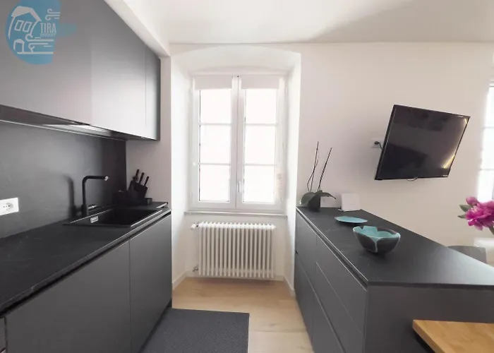 Corridoni 3c Tirabora Short Rent Апартаменты Триест